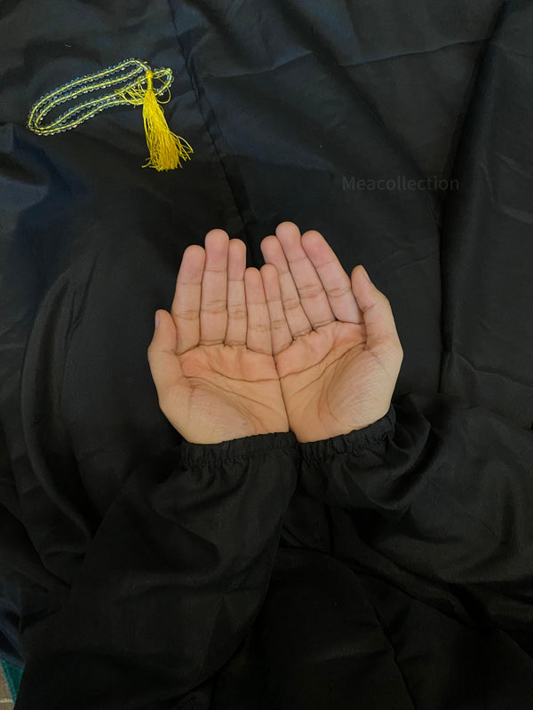 Namaz Chadar With Sleeves - Black