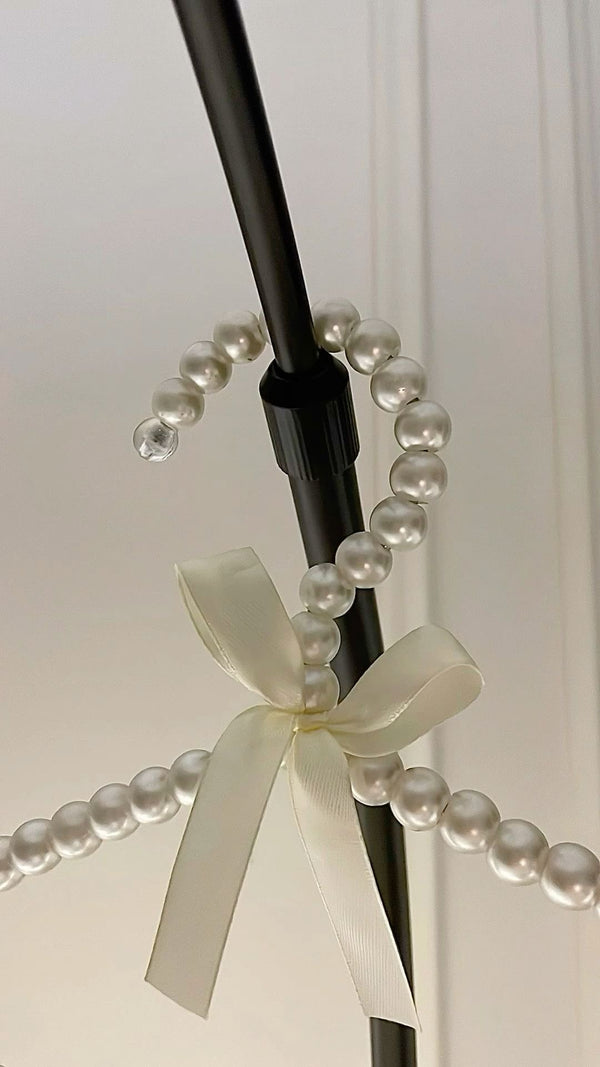 Pearl Hijab Hanger With Ribbon
