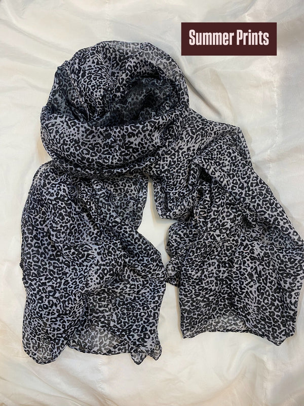 Black printed lawn hijab