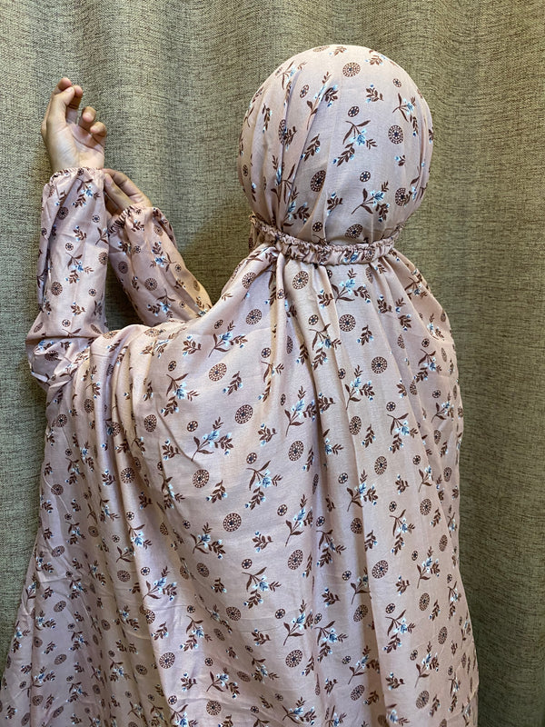 Namaz Chadar With Sleeves - Lily Nude