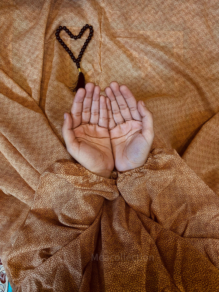 Namaz-Chadar-With-Sleeves-Beige-Brown