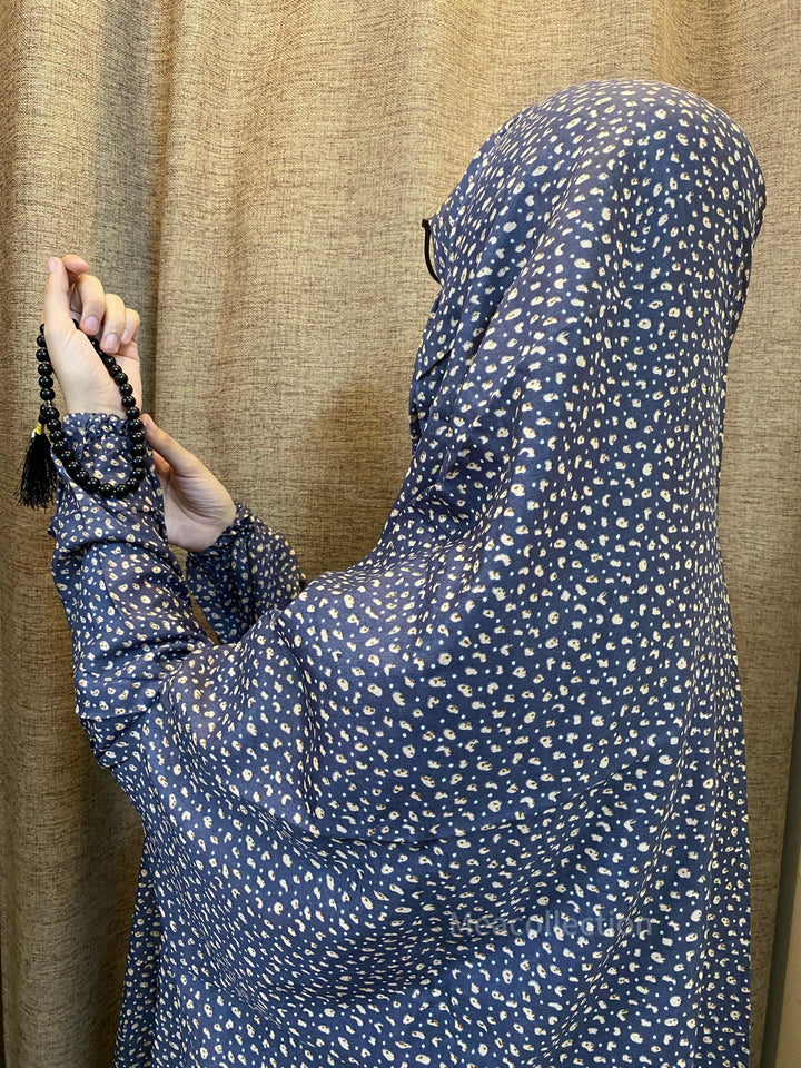 Namaz-Chaddar-With-Sleeves-Florals