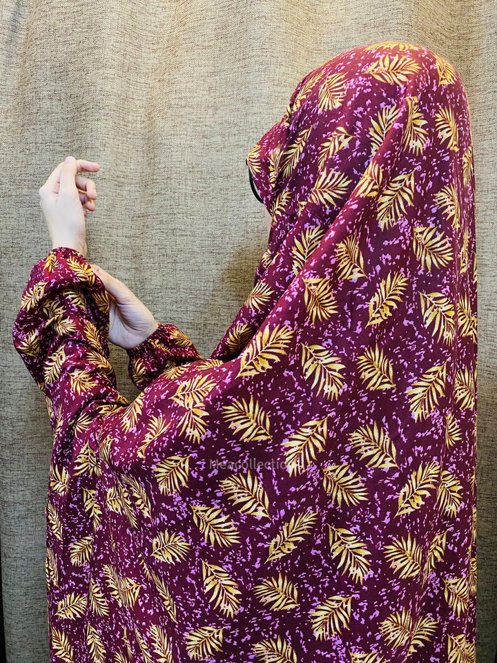 Namaz-Chaddar-With-Sleeves-Maroon-Autumn