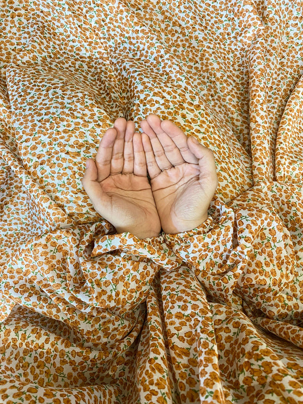 Namaz Chadar With Sleeves - Daisy Peach